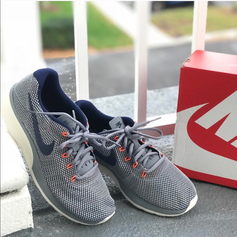 NWT Nike 🔥Tanjun Racer Cool Grey WMNS - Picture 2 of 7